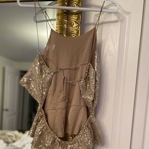 Dynamite sequence halter tank with tags